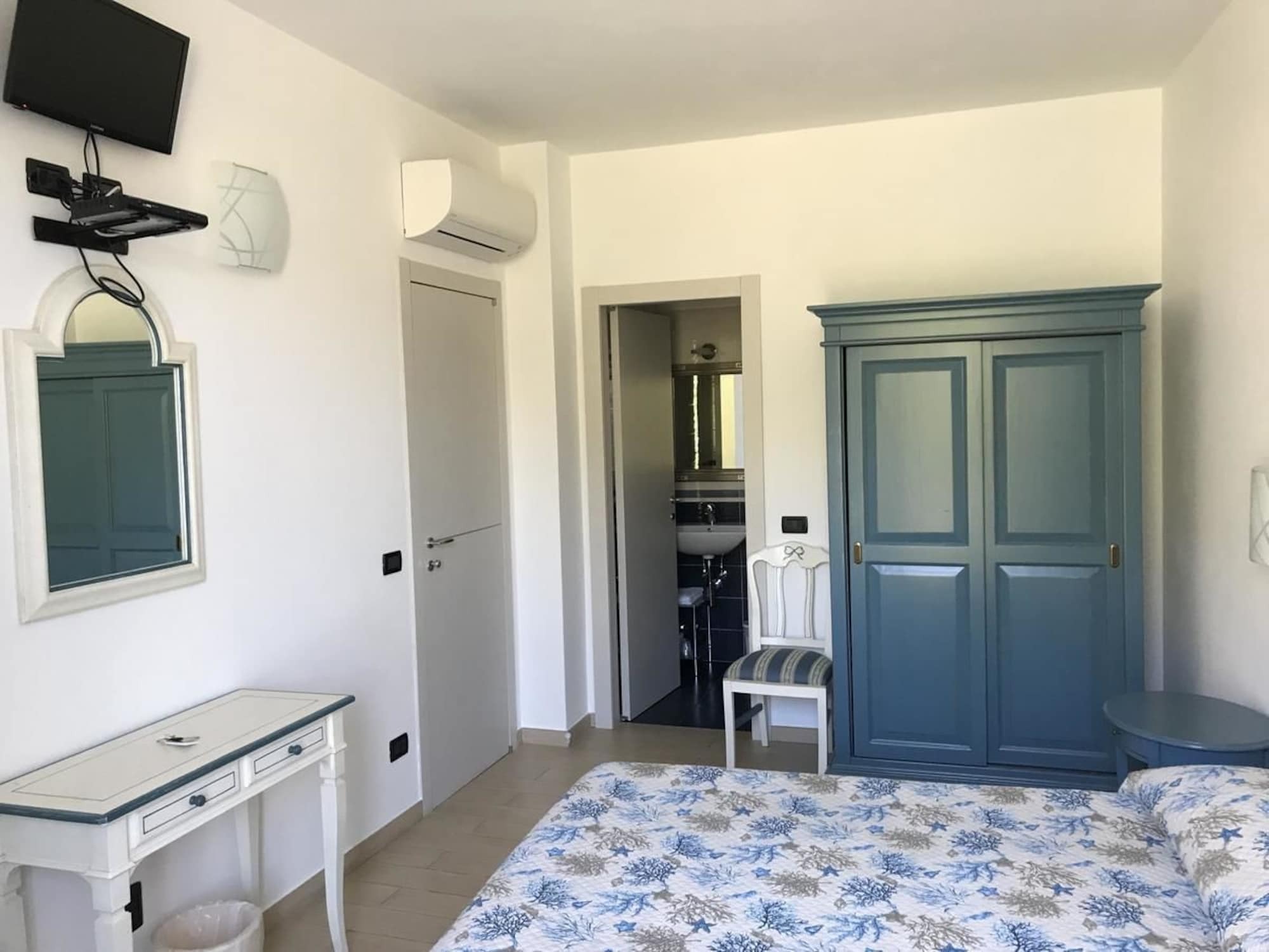 Sandra Villa Rooms Corniglia Esterno foto